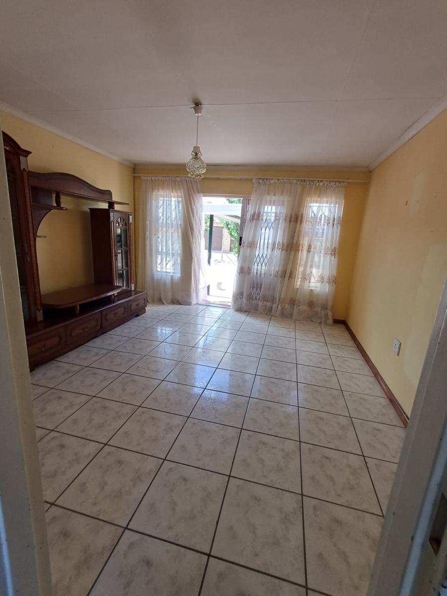 To Let 3 Bedroom Property for Rent in Westbourne Eastern Cape